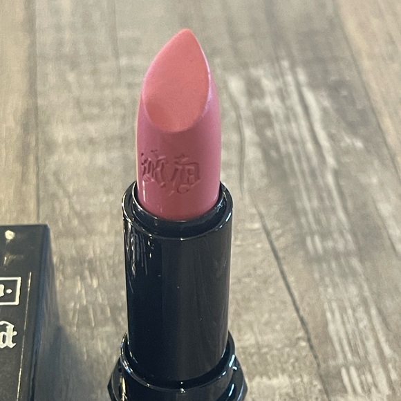 Kat Von D Studded Kiss Lipstick-OG Lolita - Picture 5 of 6